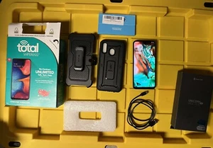 Samsung Galaxy A20 Cell Phone - 32GB -Black Total Wireless Case $10 Minutes #A14 - Photo 1 sur 9