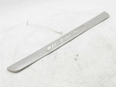 Mercedes GLS63 AMG X167 2021 placa de alféizar delantera derecha moldura LED plateado Foto 1 de 4