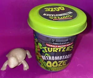 1989 TMNT Retromutagen Ooze & Figure Teenage Mutant Ninja Turtles - SLIME READ - Picture 1 of 8
