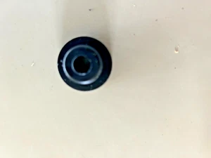 YAMAHA GOLF CART FUEL LINE GROMMET J10-21773-00 - Picture 1 of 3