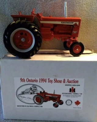 Scale Models 9th Ontario 1994 Toy Show International Farmall 756 Stock# FB-1642 - Image 1 of 4
