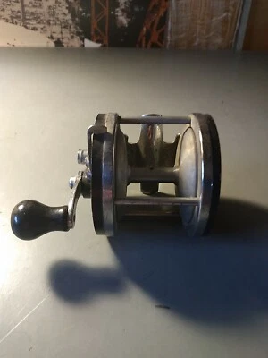 Carrete de pesca baquelita vintage Abbey & Imbrie EE. UU. 250 Big Fish Bait  Foto 1 de 4