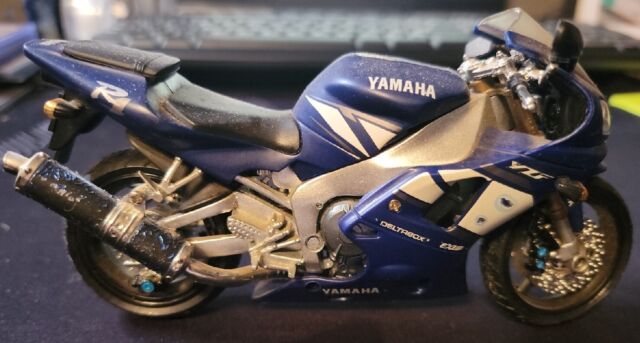 YAMAHA R1 Diecast Motocicleta Modelo, vermelho, preto, 1:18 Escala