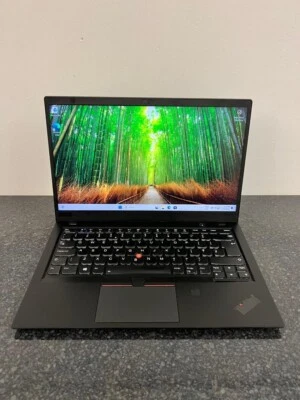 Lenovo ThinkPad X1 Carbon G5 Core i5 7th Gen 8GB 256GB Win 11 Pro - Image 1 of 4