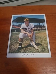 Nice 1971 Milt May Pittsburgh Pirates 7x9" Team Issued Photo - Picture 1 of 2