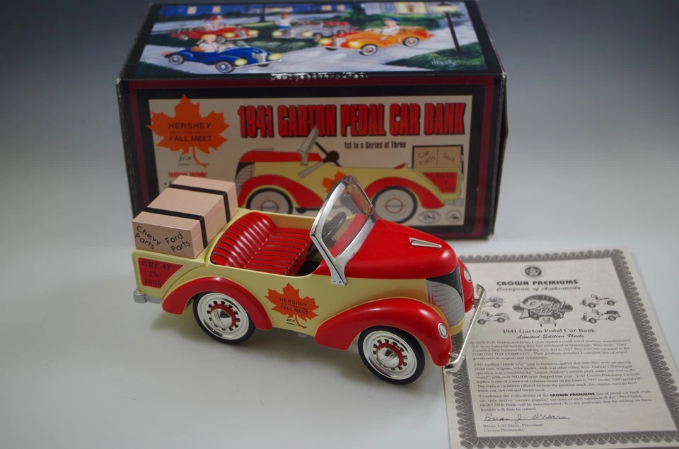 CROWN PREMIUMS 1941 CARTON PEDAL CAR BANK DIE CAST 1:6 SCALE LE. HERSHEY  MIB - Image 1 of 4