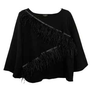 Top Ponte halógeno en zigzag con ribete de plumas de avestruz talla grande manga 3/4 glamuroso vanguardista - Imagen 1 de 7