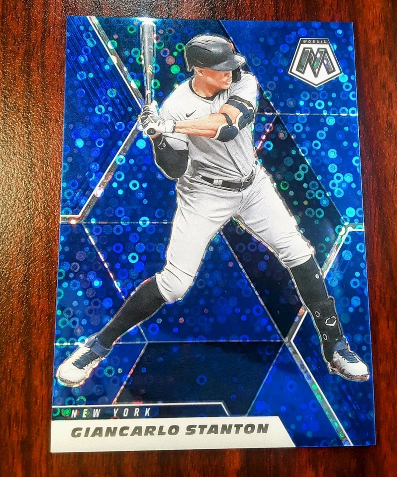 2021 Panini Mosaic Quick Pitch Blue Mosaic Prizm /85 Giancarlo Stanton #118 - Image 1 of 2