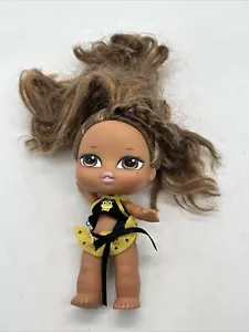 Muñeca Bratz Babyz Girlz estilo cabello Yasmin ropa original 2004 MGA - Imagen 1 de 2