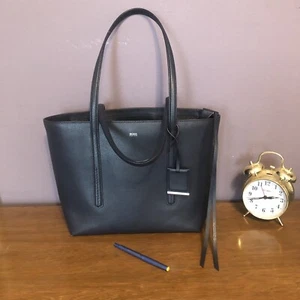 $445 Hugo Boss Taylor Grained Tote Leather Handbag, Blue Sapphire Universal Bag - Picture 1 of 14