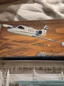HASEGAWA HOBBY KITS LEAR-JET C-21A US AIR FORCE MODEL 1/48 SCALE 06263 1995 - Picture 1 of 4