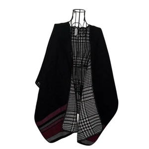 Woolrich Women's Reversible Houndstooth Poncho Black One Size - Picture 1 of 6