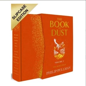 The Book of Dust bk 3 - The Rose Field - Exclusive PreOrder - Phillip Pullman - Imagen 1 de 3
