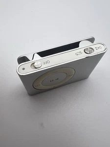 iPod shuffle - Picture 1 of 5
