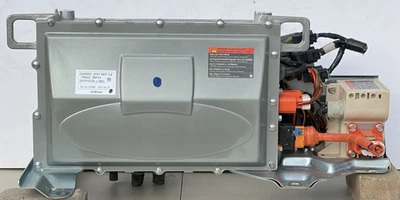 Cargador de batería Nissan LEAF EV 2011-2012 UNIDAD DE CARGA A BORDO MONTAJE OEM Foto 1 de 4