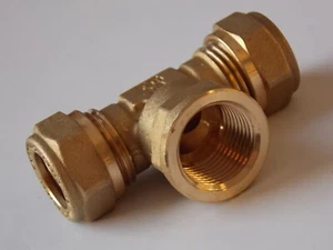 T-Stück Kupferrohr 15 x 1/2" IG x 15 Klemmverschraubung Solar Heizung Sanitär - Picture 1 of 1