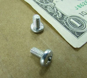 100 #8-32 x 5/16" Short Pan Head Phillips Machine Screws, Serrated Locking Grip - Picture 1 of 7