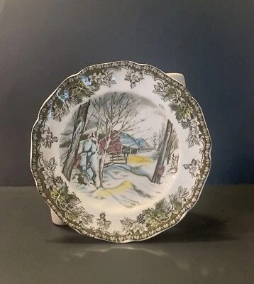 Antigo prato de sobremesa Johnson Brothers, Friendly Village “Sugar Maples”, 1952 - Imagem 1 de 4