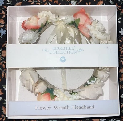 Diadema de velo blanco roto con halo de flores Edgehill Collection para niñas Foto 1 de 4