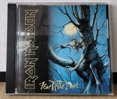 IRON MAIDEN - FEAR OF THE DARK 1992 EMI 7991612 AUSTRALIA 1ST EDITION CD - Image 1 of 3
