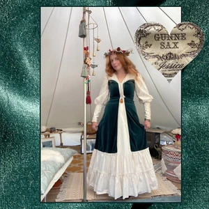 Green Velvet Panel Corseted Maxi Length Hippie Dress by Gunne Sax, Sz 11 - Picture 1 of 8