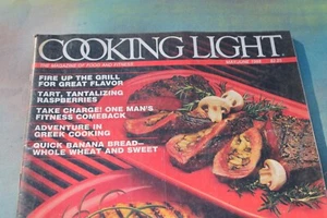 Cooking Light / Food & Fitness Fire Up the Grill 1988 - Imagen 1 de 5