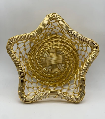 Star Shaped Metal Woven Basket, gold tone Cover