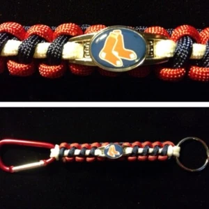 Boston Redsox Inspired Paracord/Survival Keychain - Picture 1 of 1