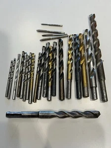24 Stück Posten - 4x kleine Gewindebohrer 1x Hammerbohrer 19x Bohrer meist gebraucht - Bild 1 von 7