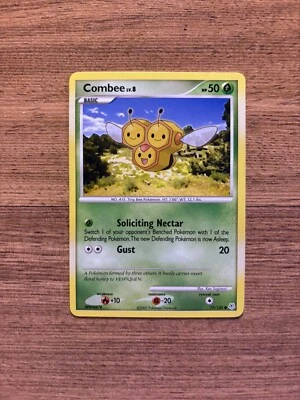 2007 Pokémon Card Diamond&pearl  Series 1 Combee 79/130 - Image 1 of 2