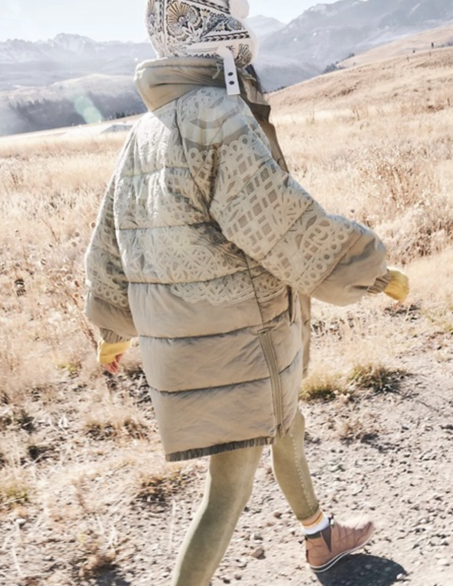 Magic Mountain Puffer Jacket 