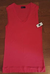 NWT NEW Women's Size XS Gap Tank Shirt - Picture 1 of 1