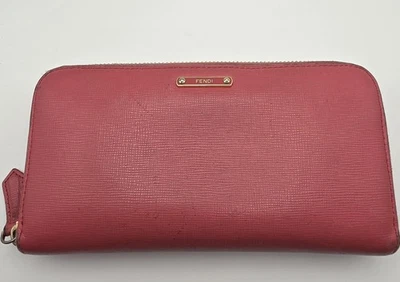 Cartera Fendi Larga con Cremallera Alrededor, Cuero Coral Naranja/Rosa, Pre-amado Uso Normal Foto 1 de 4