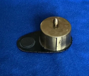 Vintage Büro Schreibtisch Messing Briefmarken Rollenhalter Roseland, NJ Made in USA - Bild 1 von 4