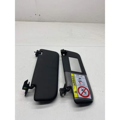 Пара солнцезащитных козырьков Fiat 500 Abarth 595 2017 - Изображение 1 из 4