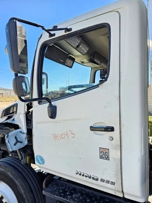 Б/У 2012 HINO 268 ЛЕВАЯ ДВЕРЬ отправлено ручное окно Лос-Анджелес  - Изображение 1 из 4
