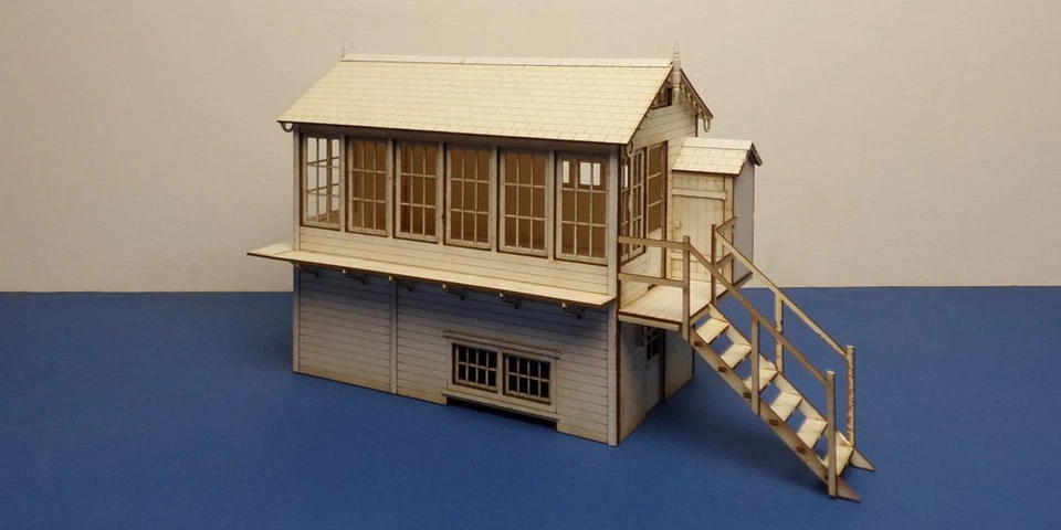 LCUT CREATIVE O gauge (7 mm) LNER signal box - right version - LCC B 70-26R
