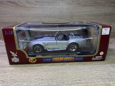 Road Legends 1:18 Die-Cast 1964 Shelby Cobra 427 S/C - plateado Foto 1 de 3