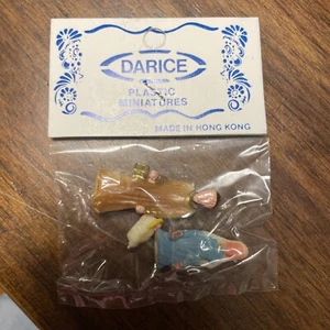 Vintage Darice Miniature 3 Religious Figures Sealed - Picture 1 of 16