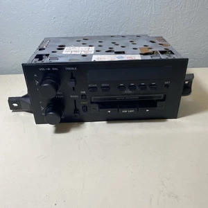 84-88 Chevy Delco AM/FM radio cass , fits Chevy Blazer S10 Camaro 16131345 - Picture 1 of 10