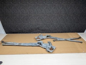 1991 1993 DODGE D100 D150 MANUAL WINDOW REGULATOR SET OE 04354894 04354895 - Picture 1 of 7