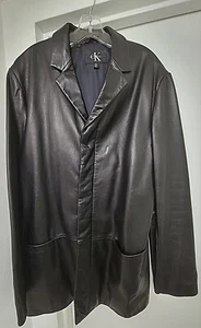 Calvin Klein - Picture 1 of 9