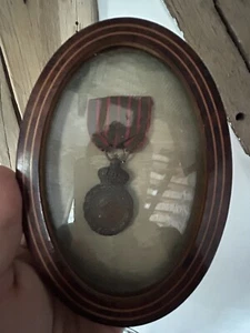 MEDAILLE DE SAINTE-HELENE  1857 Empire Napoléon Bonaparte III SouvenirMilitaire - Imagen 1 de 3