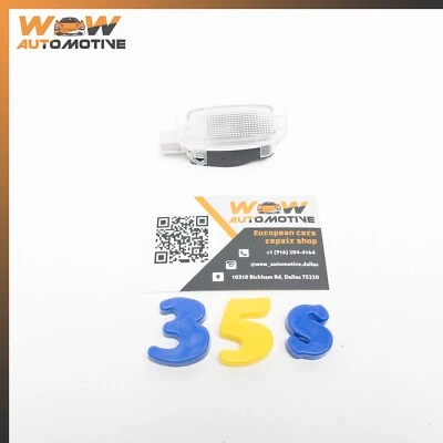 10-17 MERCEDES-BENZ C207 E350 CUPÊ TRASEIRO LADO DIREITO INTERIOR LUZ DE CORTESIA FABRICANTE DE EQUIPAMENTO ORIGINAL - Imagem 1 de 4