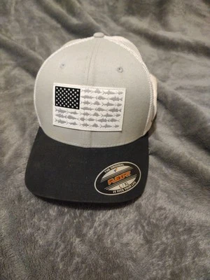 Columbia PFG Hat L/XL - Image 1 of 4