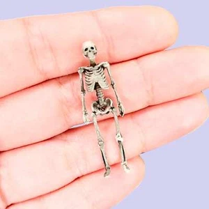 Human Skeleton - 1:48 scale miniature for diorama, dollhouse, tabletop crafts - Picture 1 of 5