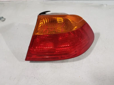 Luz trasera derecha pasajero cuarto panel ámbar | 01-03 BMW 325i 325Ci E4 Foto 1 de 4