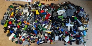 5 lbs 5.5 oz LEGO Huge Bulk Lot Random Minecraft Mini-Figs, Building Bricks, ECT - Picture 1 of 6