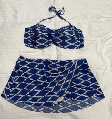 Traje de baño bikini Robin Piccone parte superior e inferior mediano azul blanco falda Ikat Foto 1 de 4