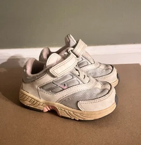 Nike Toddler Baby Girls Pink And Grey Size 4C Sneakers Shoes - Picture 1 of 7